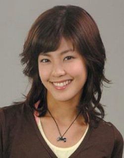 Lee Yoon Ji image